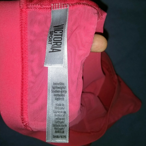 Victoria Secret Sport Coral Crossback Sports Bra - Picture 3 of 4